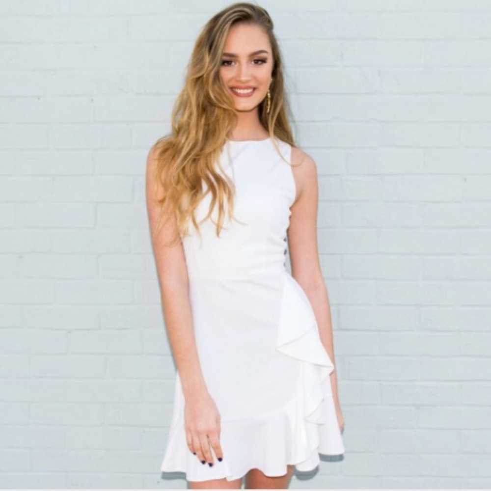 White Tulip Ruffles Dress